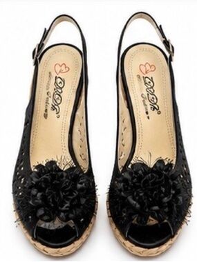 Size 9. DbDk Fashion Black Floral Peep-Toe Cork Wedge Sandals